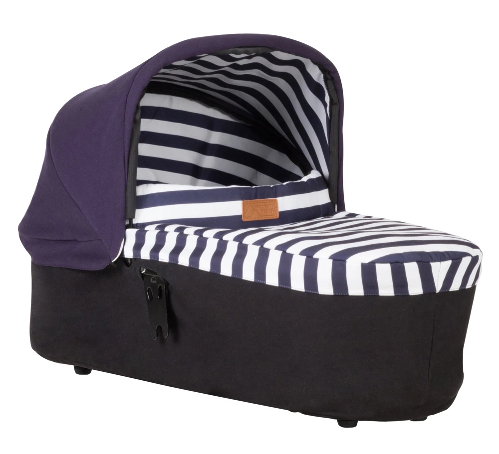 Mountain Buggy Carrycot Plus Babywanne Nautical 2021 1 Mountain Buggy Carrycot Plus Babywanne Nautical 2021